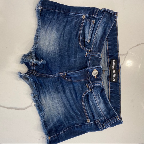 Express Jean Shorts - Picture 2 of 3